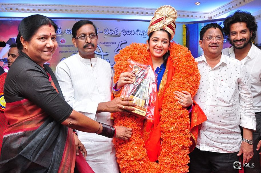 Jyothi-Lakshmi-Movie-Abhinandana-Sabha